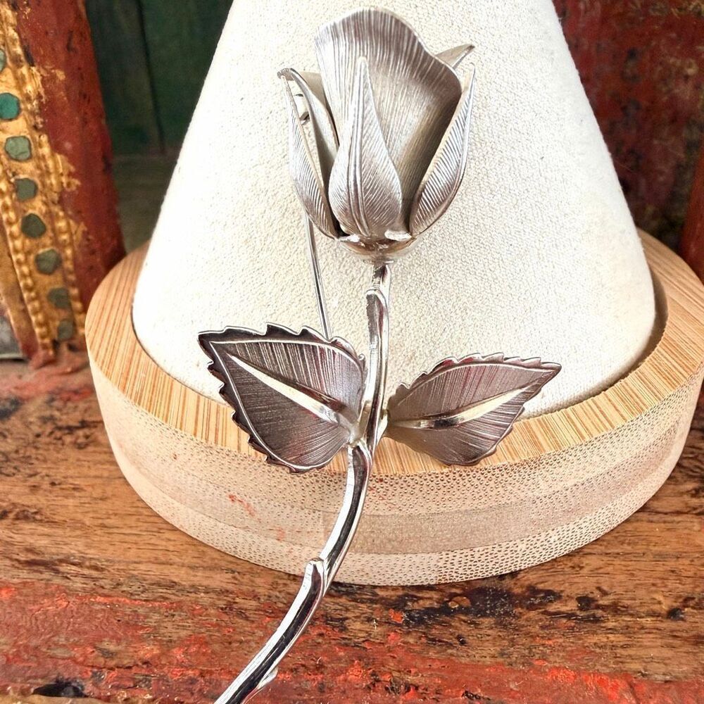 Giovanni Vintage Silver Tone Long Stem Rose Brooch